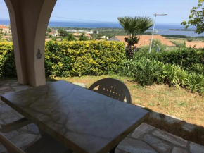  Rez de Villa Vue Mer Panoramique  Фуриани